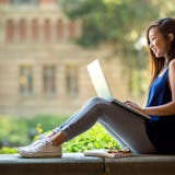 【あるある】大学で友達がいない人の特徴。ぼ...