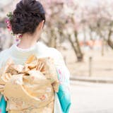 「成人式に一緒に行く友達がいない…」1人で...