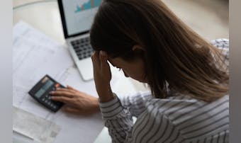好きな人に話しかけられない心理や理...