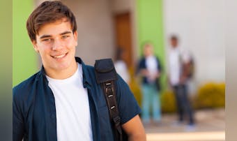男子校出身の男性の恋愛傾向とは?男...