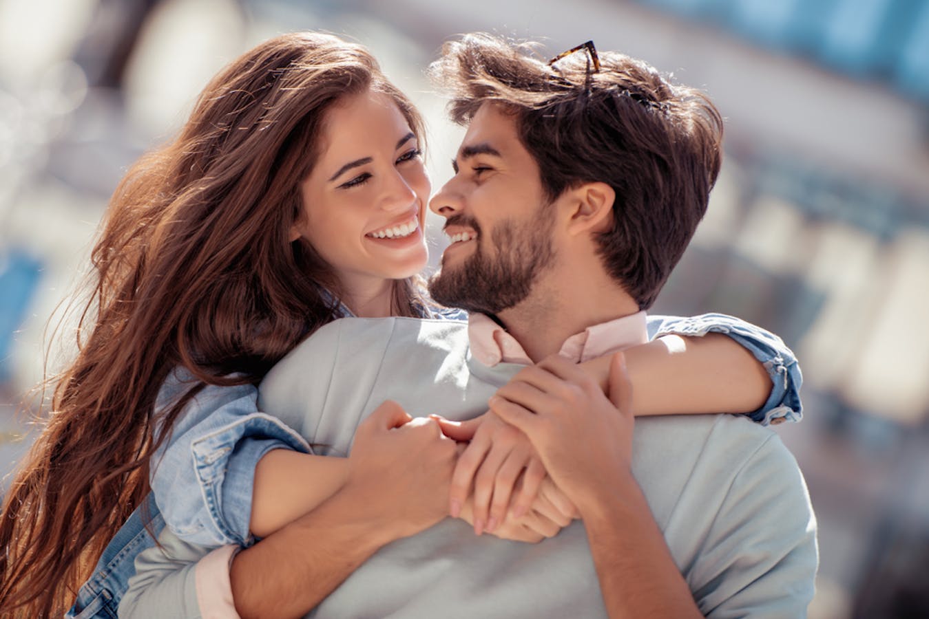 恋愛に関する44の質問 好きな人のことが分かる会話ネタやngな話題とは Smartlog