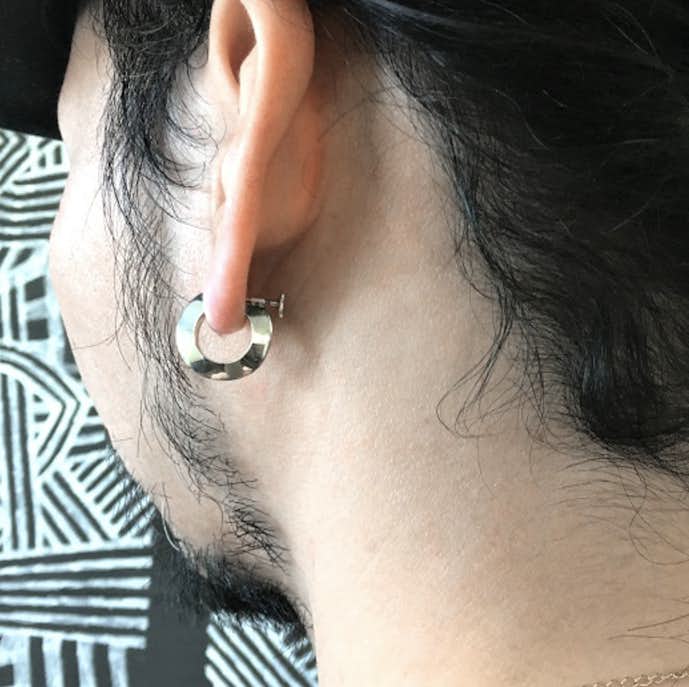 おすすめのイヤリングはGARNI メンズ シルバーイヤリング