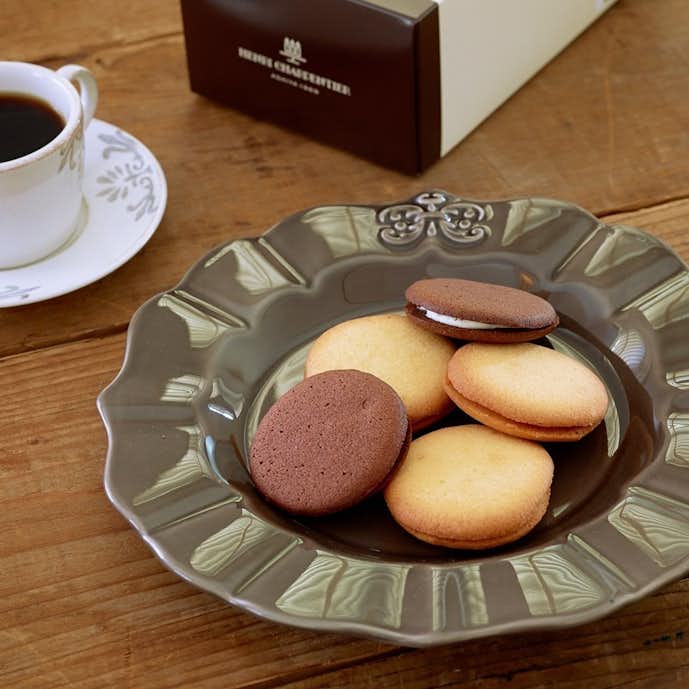ホワイトデーの1000円程度のお返しはアンリ・シャルパンティエのクッキー