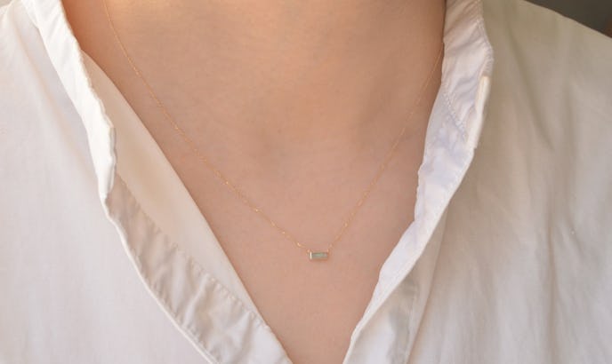 女子大生から人気のネックレスはsowi(ソーイ)のオーロラ・オパール・ネックレス