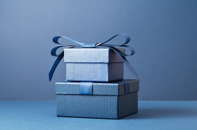 相手別に喜ばれる誕生日プレゼントを渡してみて。