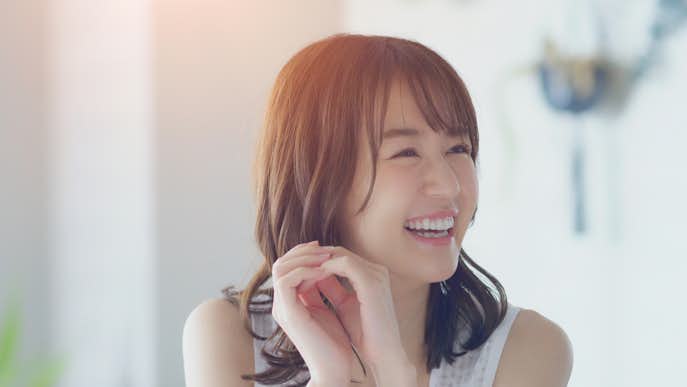 人間不信を抜け出して恋愛を楽しんでみて。