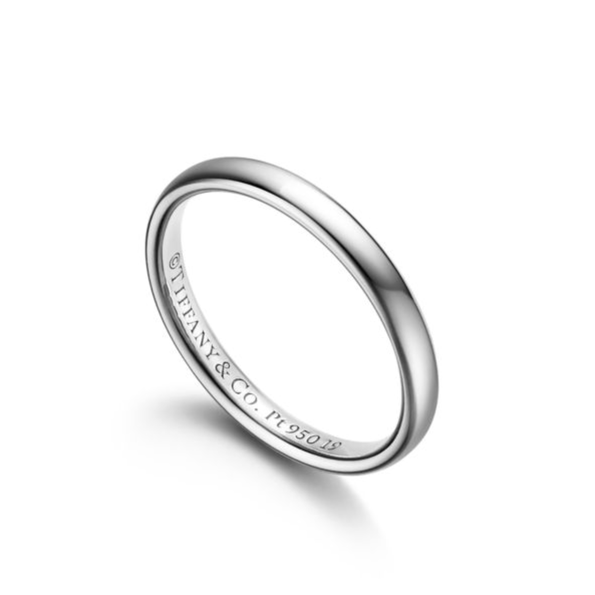 ティファニーのウェディング バンドリング