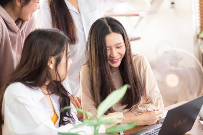 美人なのにモテない人は、近寄りやすい印象を持たれるよう意識してみて