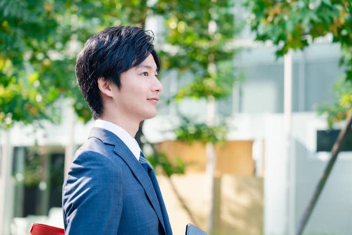 自分に合う方法でモチベーションを維持させて、就活を成功させよう。
