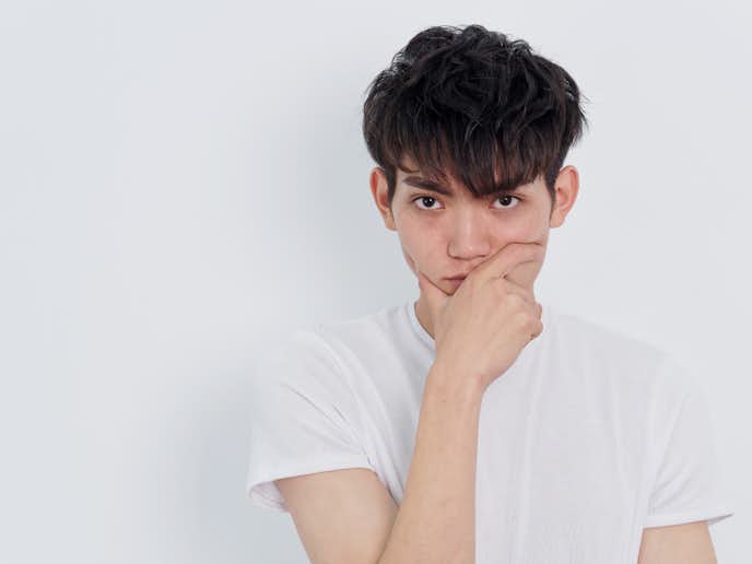 なぜ関心がない?無関心な人の心理とは
