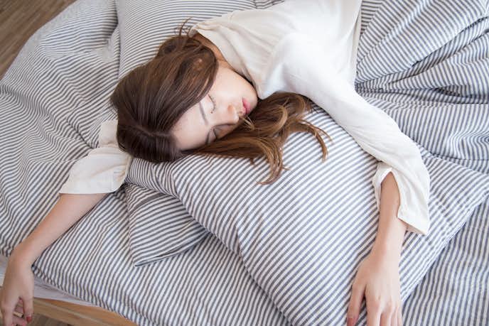 自分から連絡してこない女性への対処法|連絡を続けるコツも大公開