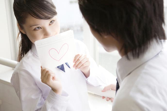 男女の友情が成立する相手や条件とは?
