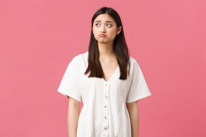 彼女が不機嫌になった時の対処法|上手に接するコツを解説