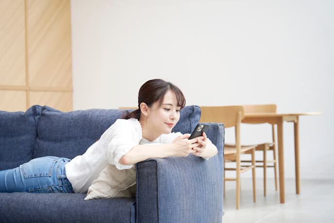 地味な女性でも、男性からモテることはできますよ。