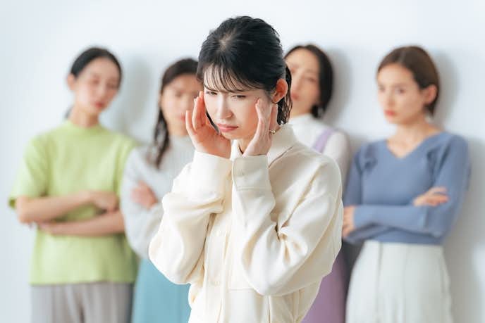 周囲にいじめられる人の特徴とは|共通点を詳しく解説