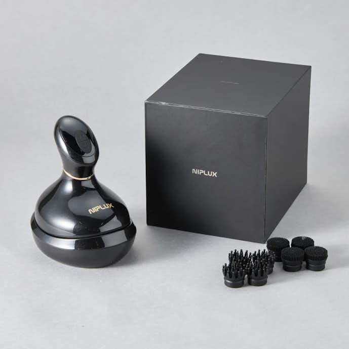 彼女が喜ぶヘアケアグッズのクリスマスプレゼントはNIPLUX(ニップラックス) NIPLUX EMS HEAD SPA