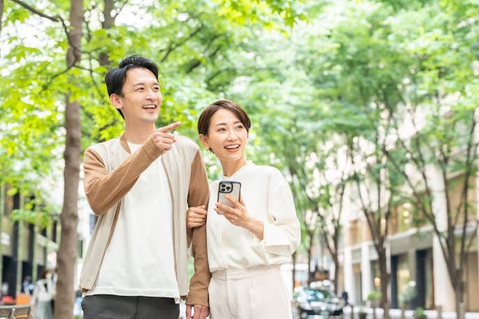 肯定派:付き合ってない男女の旅行は
