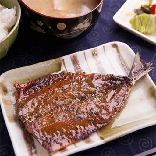 福岡県芦屋町のおすすめふるさと納税は芦屋町伝統の味「あしやみりん」(3尾入)4パックセット 昔から変わらぬ美味しさ。