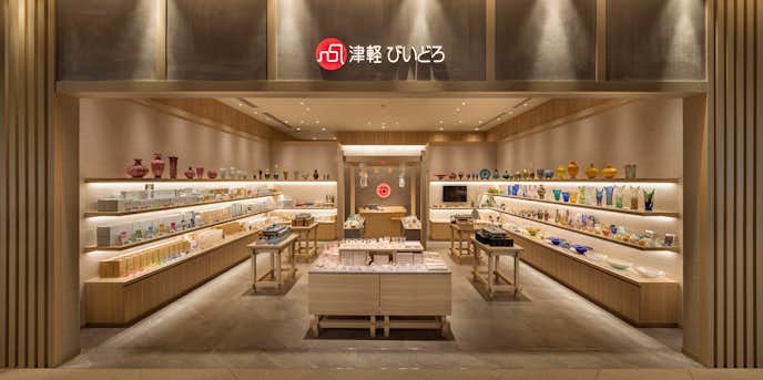 東京駅近くのおすすめデートスポットは津軽びいどろ