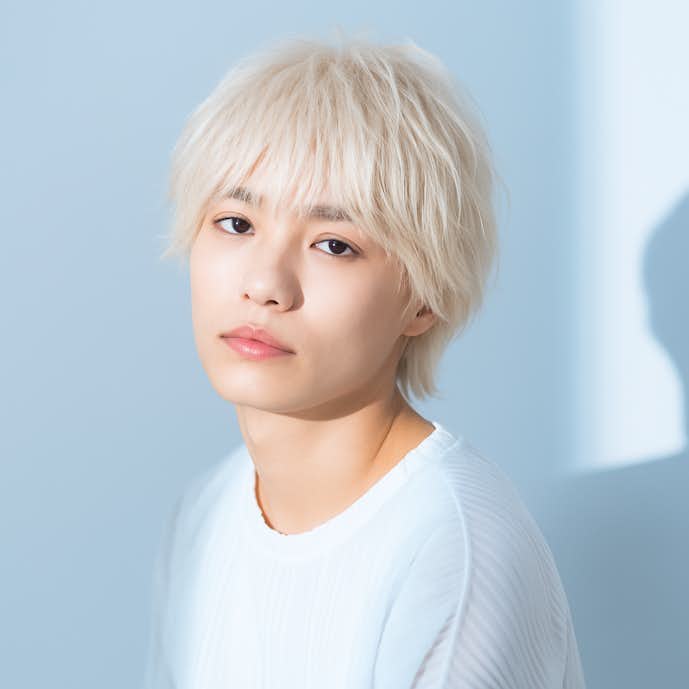 28._マッシュウルフ_ホワイトブロンド_メンズ.png