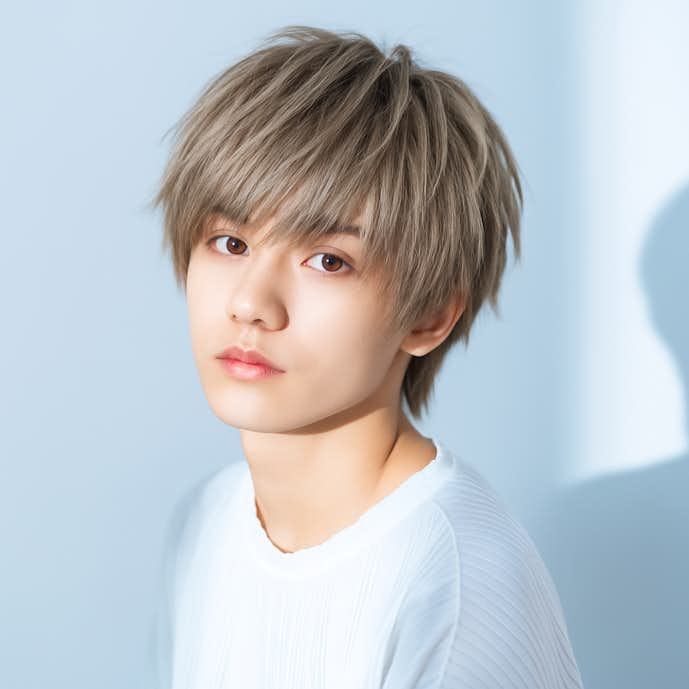 8._マッシュウルフ_グレージュ_エアリーレイヤー_メンズ.png