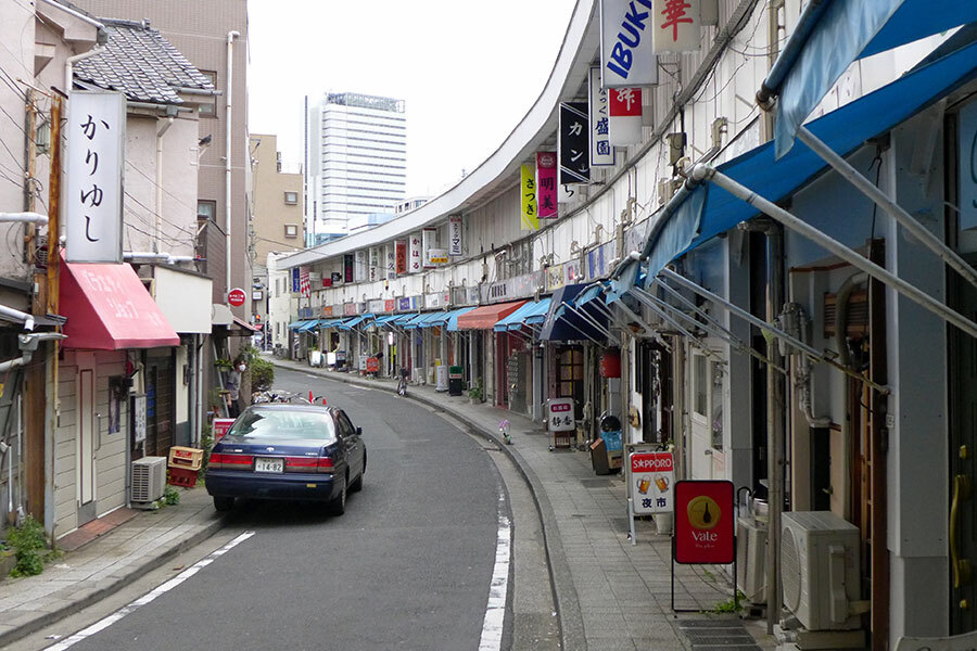 おすすめの出会いスポット2. 都橋商店街