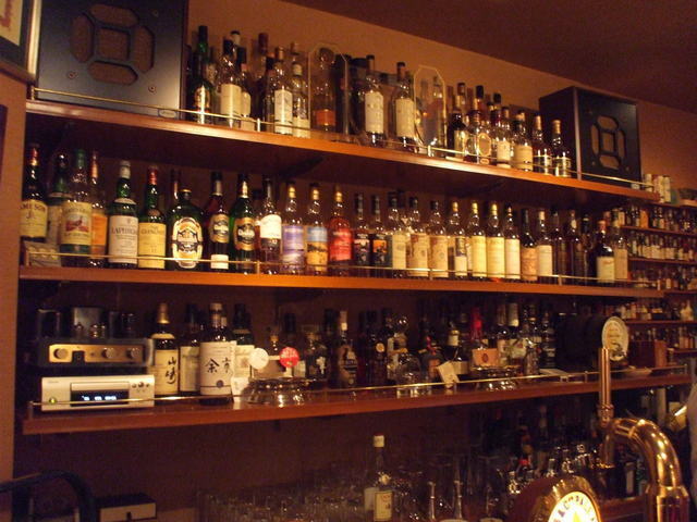 10._Cigar_Bar_英国屋.jpg