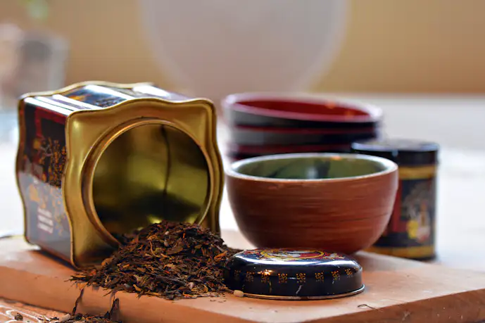 【2025年】おしゃれな紅茶缶のおすすめ特集。置くだけでかわいい缶入りの茶葉を紹介