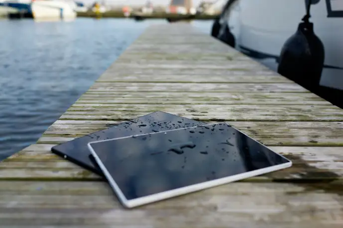 防水機能付きタブレットケースのおすすめ9選。お風呂やアウトドアで使える人気商品を徹底解説