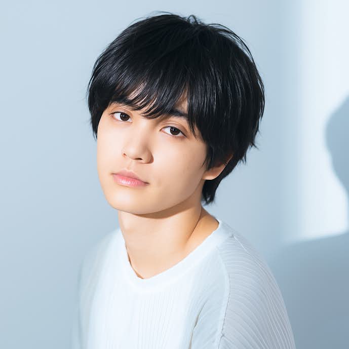 85._黒髪_マッシュ_メンズ.png