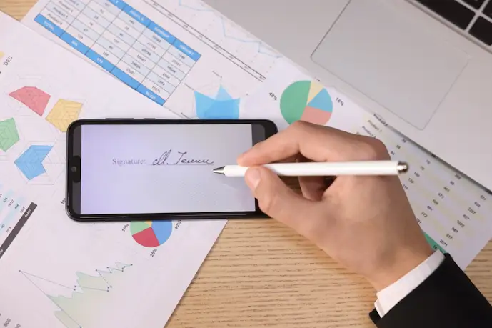 スマホ対応タッチペンのおすすめランキング。ゲームやイラスト描きに便利な人気商品とは