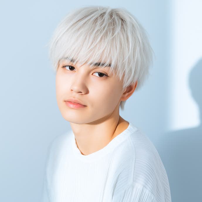 62._ホワイトアッシュ_メンズ.png