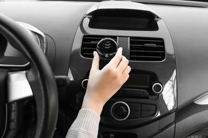 車用エアコン型芳香剤のおすすめ人気ランキング。車内を良い香りにする消臭剤を比較