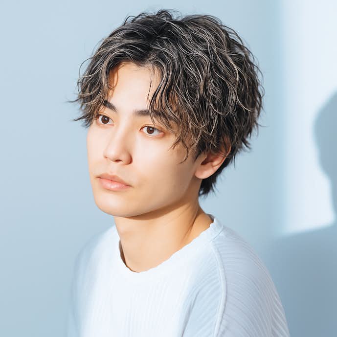 30._黒髪_メッシュ_メンズ.png