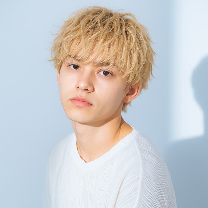 55._金髪_ショート_メンズ.png