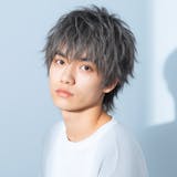 ダークグレーのメンズ髪色17選。明るめ暗め...