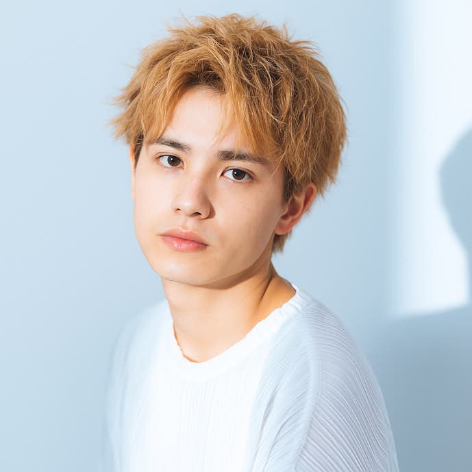 11._金髪_ショート_メンズ.png