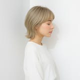 ホワイトベージュの髪色46選。明るめのハイ...