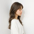 グレージュの髪色18選。明るめ暗めのヘアカ...