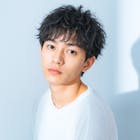 ブリーチなしアッシュグレーのメンズ髪色11...