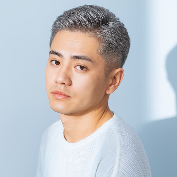 アッシュグレー_メンズ_50代_0002.png