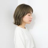 オリーブグレージュの髪色19選。明るめ暗め...