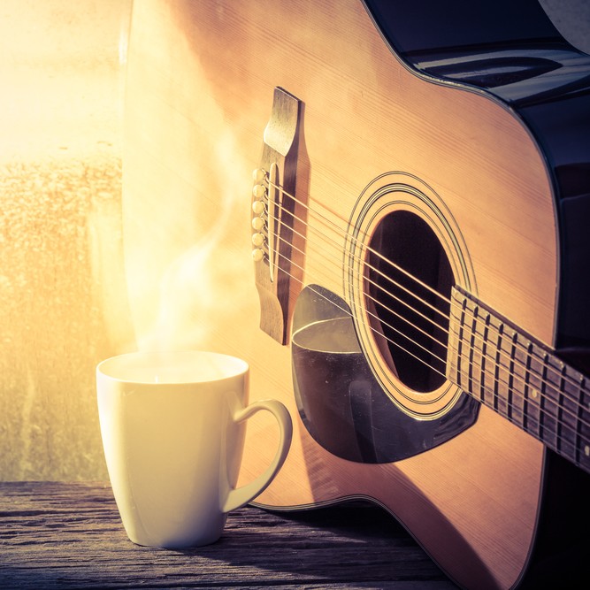 ブルーな気持ちも晴れる。雨の日に聴...