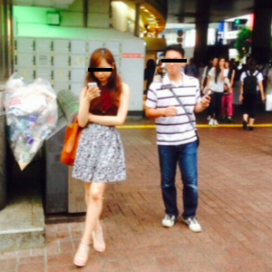 【実験】歩いている人と待ち合わせ中...