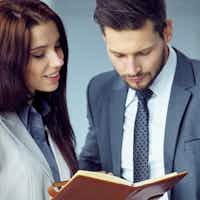 社内恋愛を成就させるアプローチのコツ 嫉妬や気まずいリスクの回避術 Smartlog 社内恋愛を成就させるアプローチのコツ 嫉妬や気まずいリスクの回避術 Smartlog