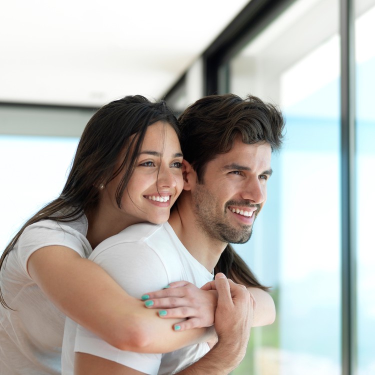 たった1万円で理想の彼女と出会うイ...