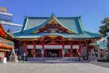 初詣おすすめ神社ランキング。東京都内の人気スポットで2024年のご利益を！