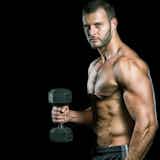 上腕二頭筋の効果的な鍛え方|腕を太くする正しい筋トレメニュー特集