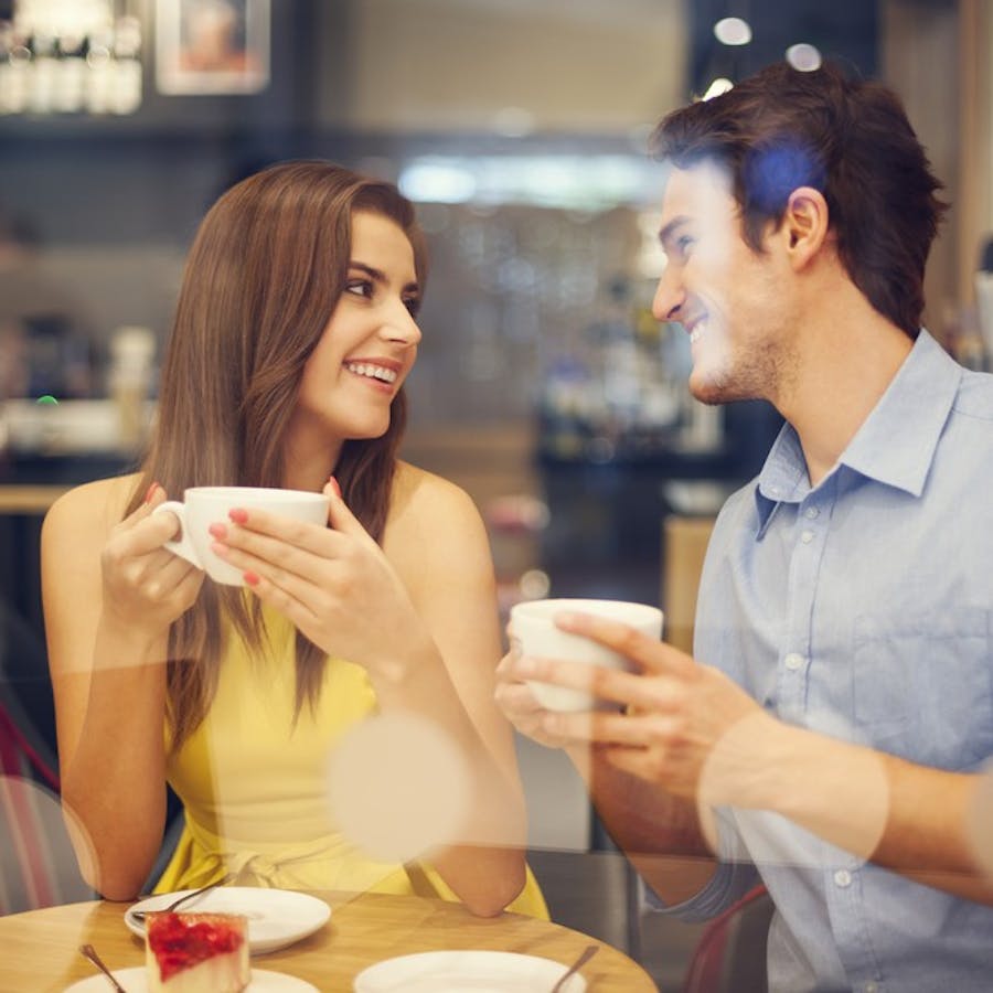 付き合う前のデートで脈ありサインを見極めて 女性の好意を示す17の行動とは Smartlog