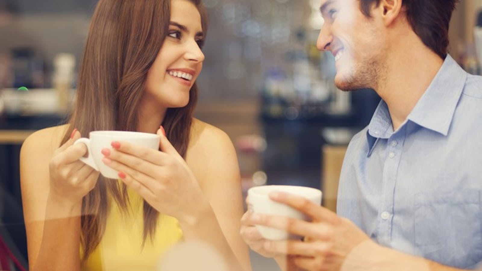 付き合う前のデートで脈ありサインを見極めて 女性の好意を示す17の行動とは Smartlog 付き合う前のデートで脈ありサインを見極めて 女性の好意を示す17の行動とは Smartlog